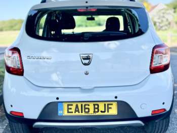 Used Dacia Sandero Stepway 2016 for sale - 74732694: Photo