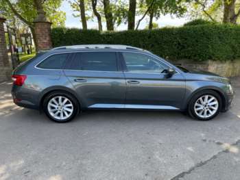 Used Skoda Superb 2017 for sale - 73996513: Photo