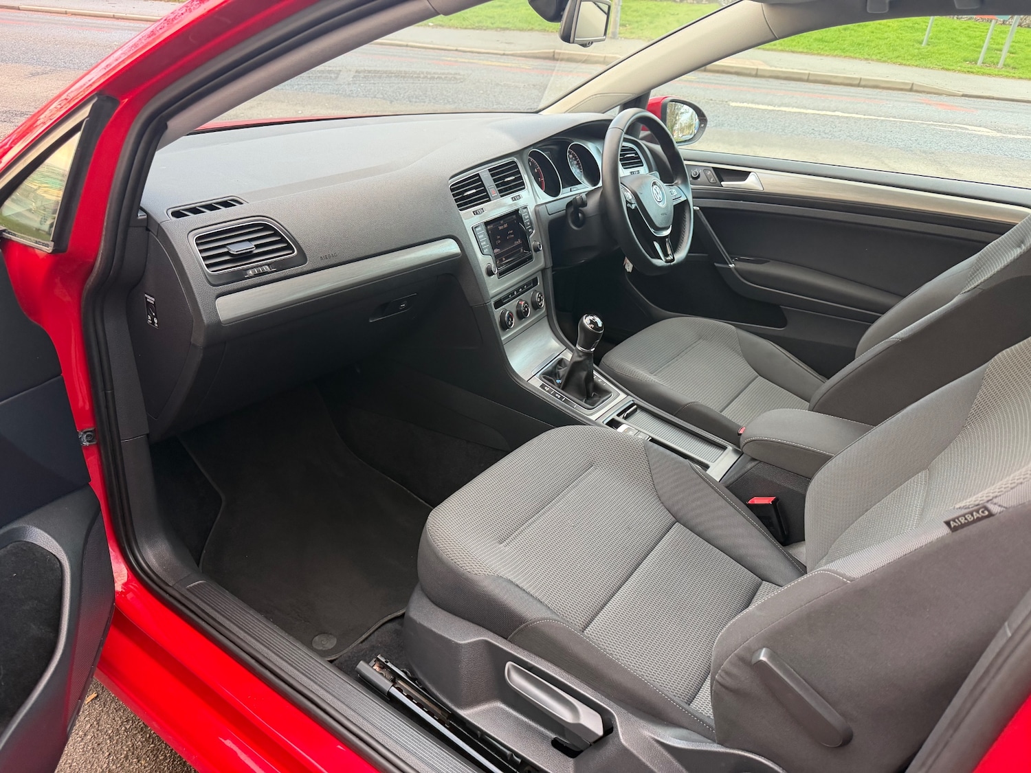 Used Volkswagen Golf 2013 for sale - 77303976: Photo 13