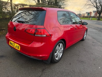 Used Volkswagen Golf 2013 for sale - 77303976: Photo