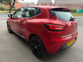 Used Renault Clio 2017 for sale - 79319177: Photo
