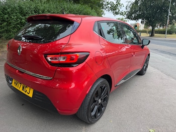 Used Renault Clio 2017 for sale - 79319177: Photo