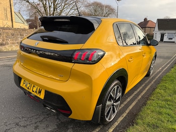 Used Peugeot 208 2021 for sale - 77321829: Photo