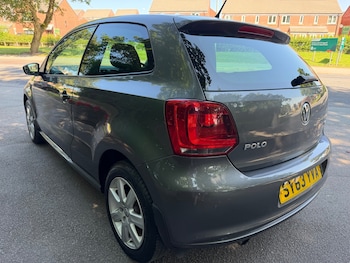 Used Volkswagen Polo 2014 for sale - 79150487: Photo