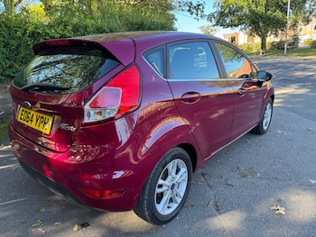 Used Ford Fiesta 2014 for sale - 76062563: Photo