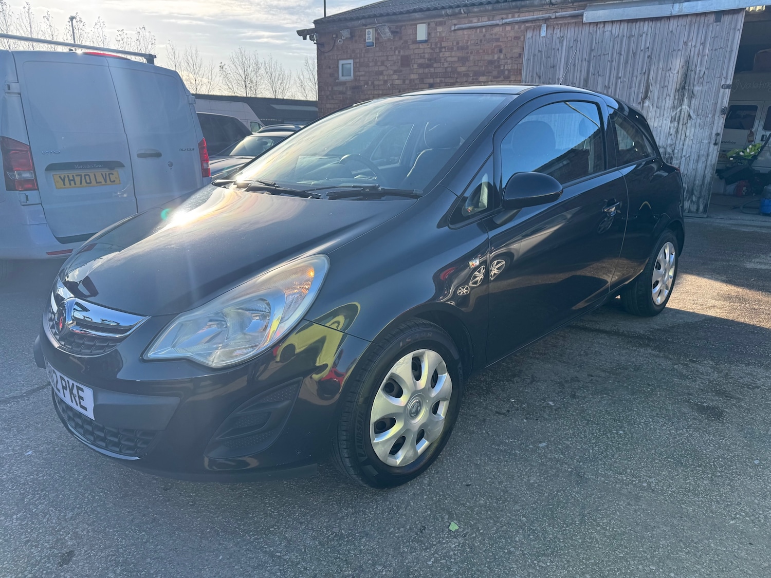 Used Vauxhall Corsa 2012 for sale - 76594766: Photo 2