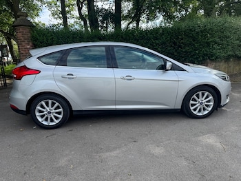 Used Ford Focus 2017 for sale - 75328559: Photo