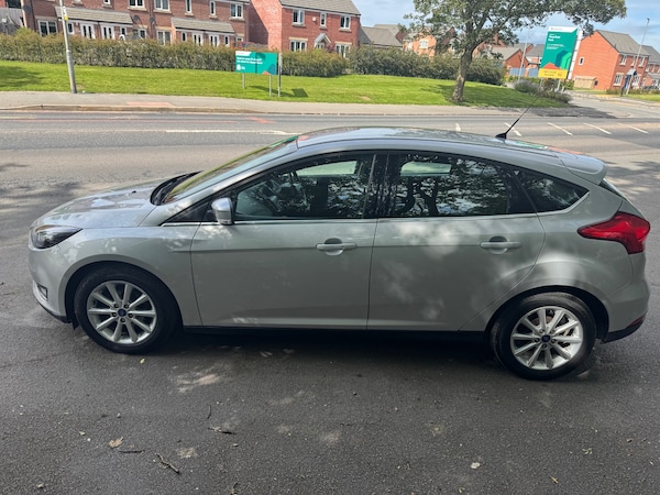 Used Ford Focus 2017 for sale - 75328559: Photo 8