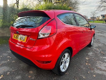 Used Ford Fiesta 2017 for sale - 76594901: Photo