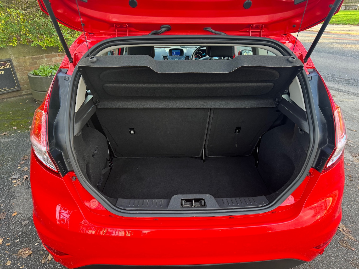 Used Ford Fiesta 2017 for sale - 76594901: Photo 8