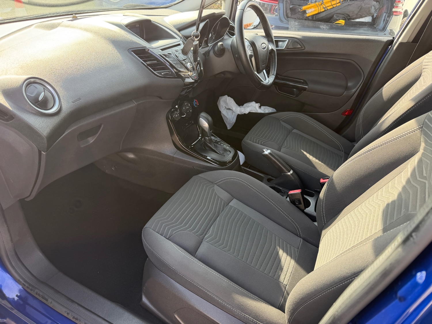 Used Ford Fiesta 2017 for sale - 77979964: Photo 2