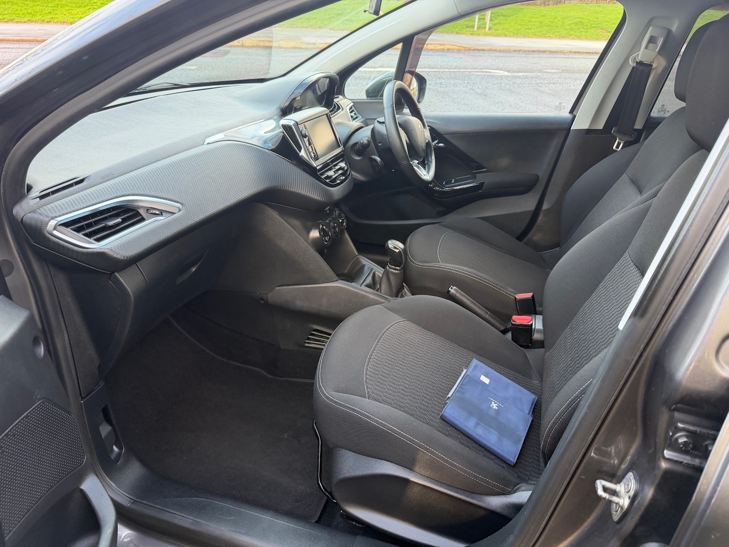 Used Peugeot 208 2018 for sale - 77100604: Photo 10