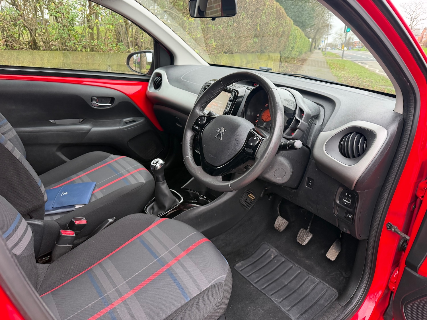 Used Peugeot 108 2015 for sale - 77323883: Photo 10