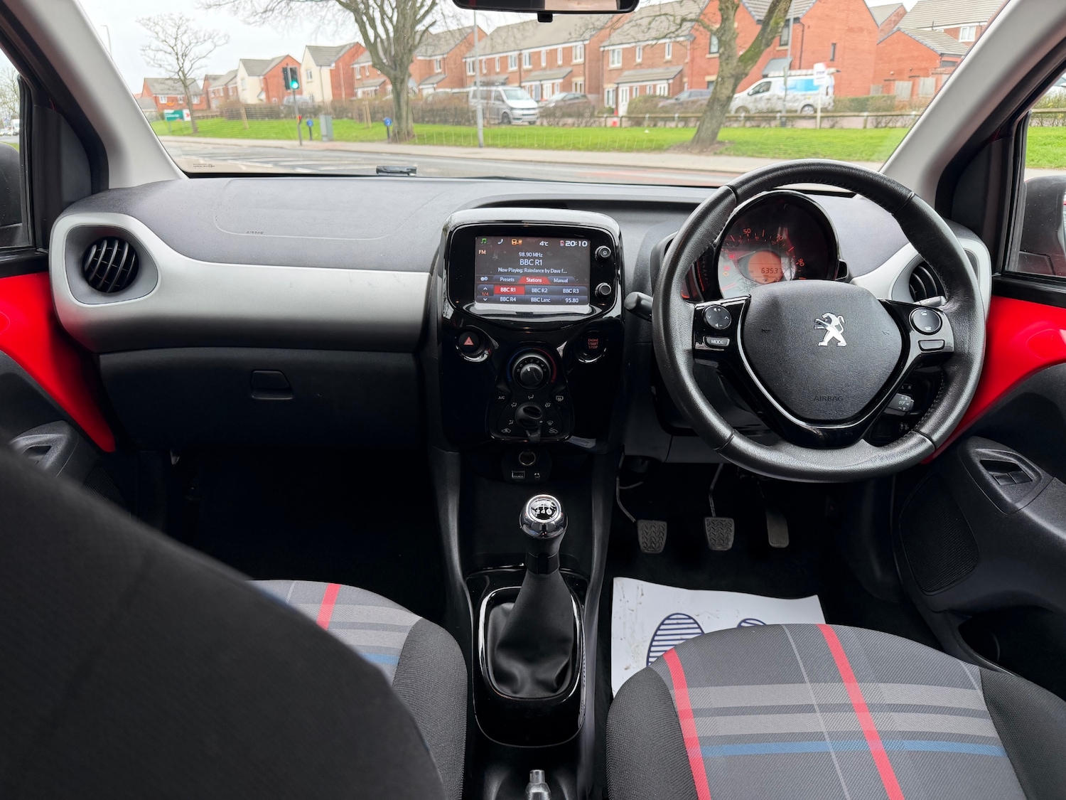 Used Peugeot 108 2015 for sale - 77323883: Photo 8