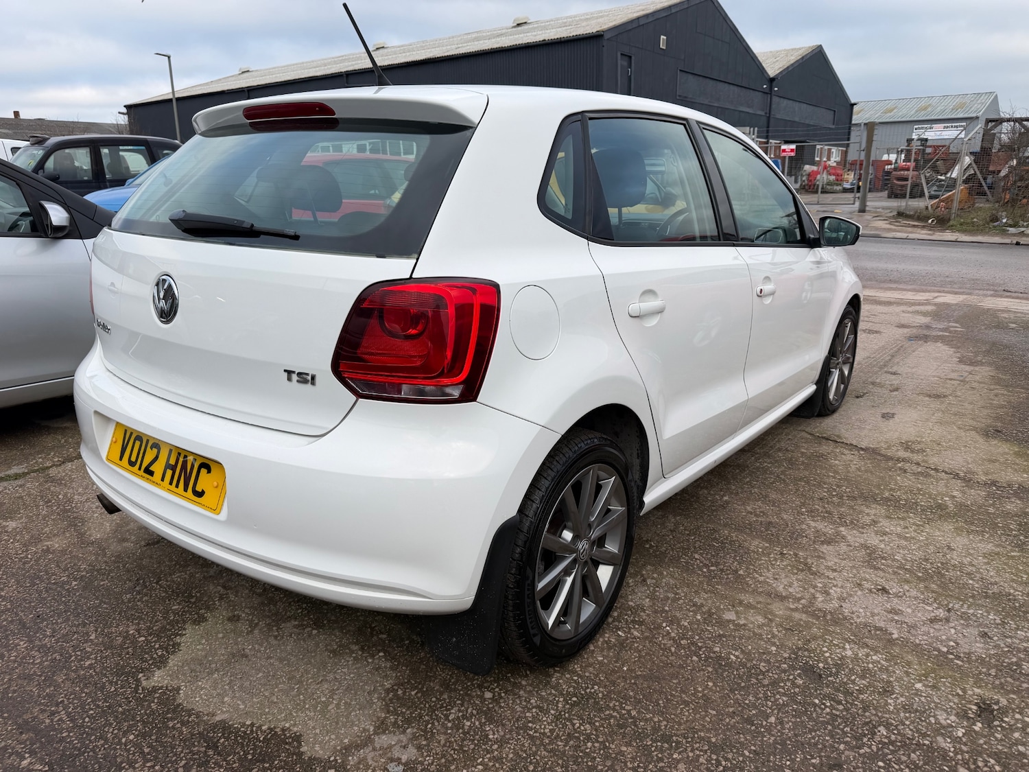 Used Volkswagen Polo 2012 for sale - 77432870: Photo 4