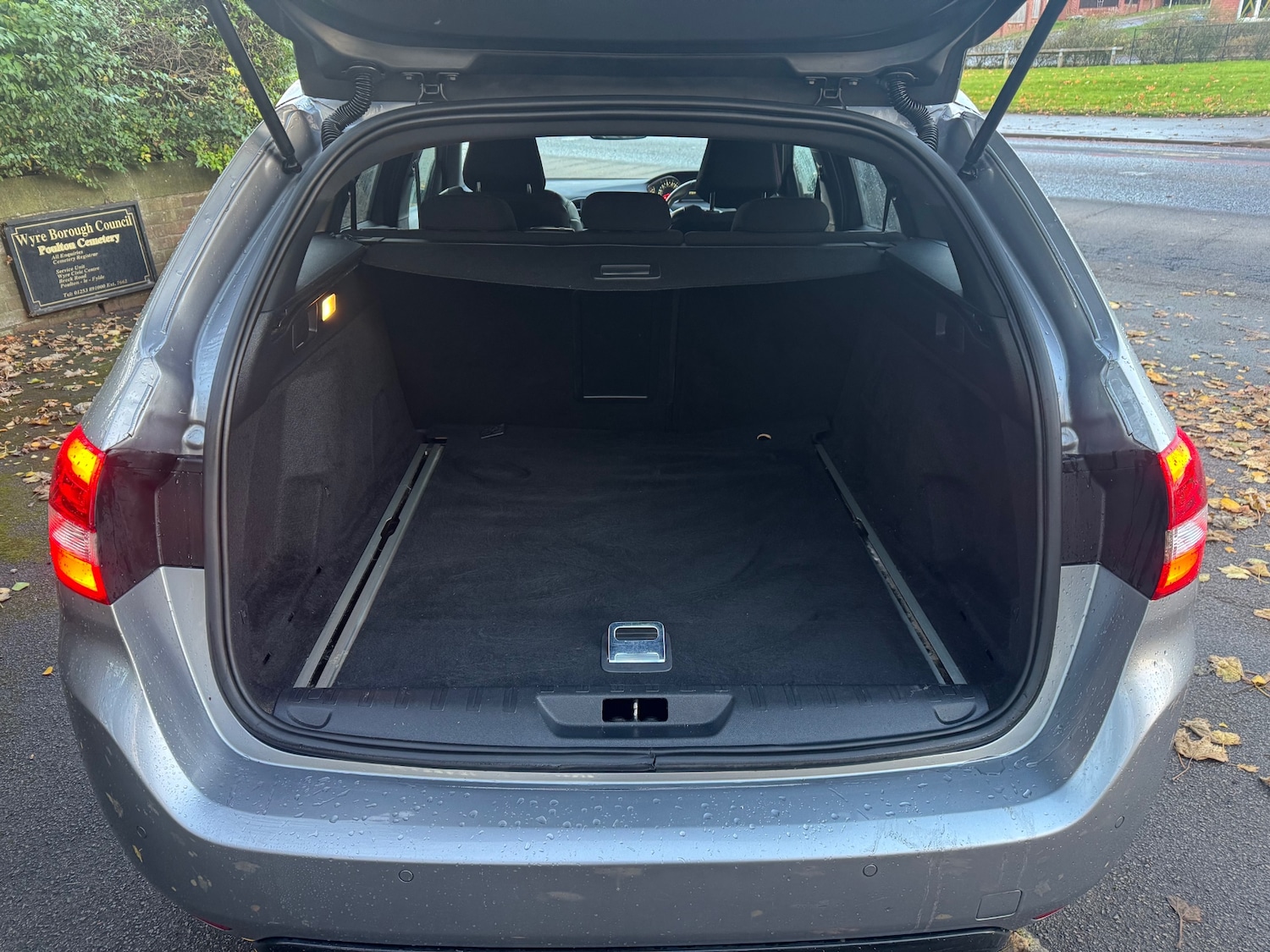 Used Peugeot 308 2018 for sale - 76436139: Photo 16