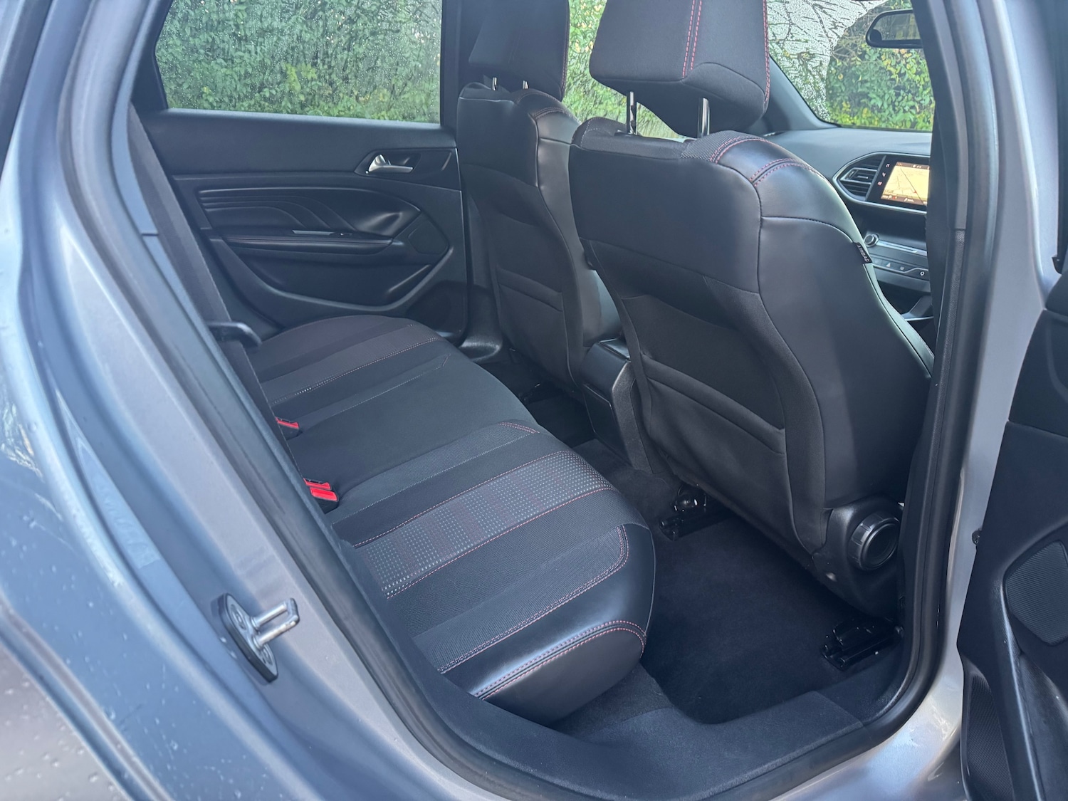 Used Peugeot 308 2018 for sale - 76436139: Photo 17