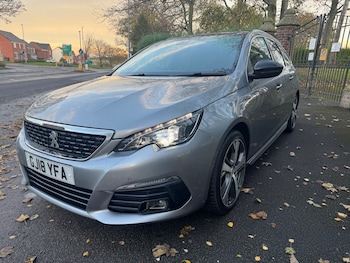 Used Peugeot 308 2018 for sale - 76436139: Photo