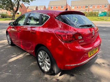 Used Vauxhall Astra 2013 for sale - 75366871: Photo