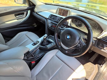 Used BMW 3 Series 2012 for sale - 79384198: Photo