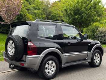Used Mitsubishi Shogun 2004 for sale - 74676893: Photo