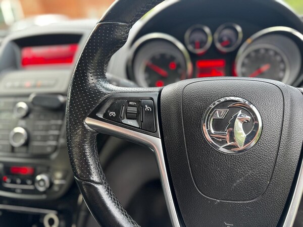 Used Vauxhall Insignia 2013 for sale - 74918152: Photo 25