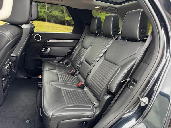 Used Land Rover Discovery 2017 for sale - 75644232: Photo 12