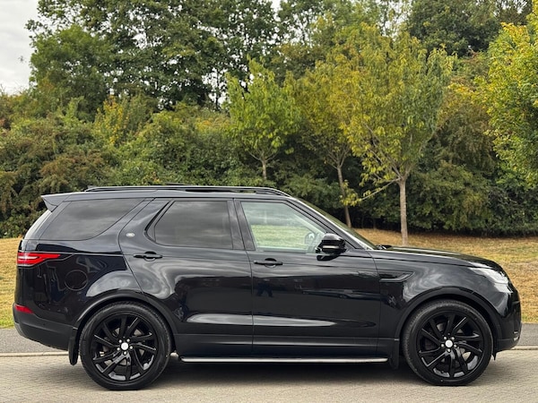 Used Land Rover Discovery 2017 for sale - 75644232: Photo 2