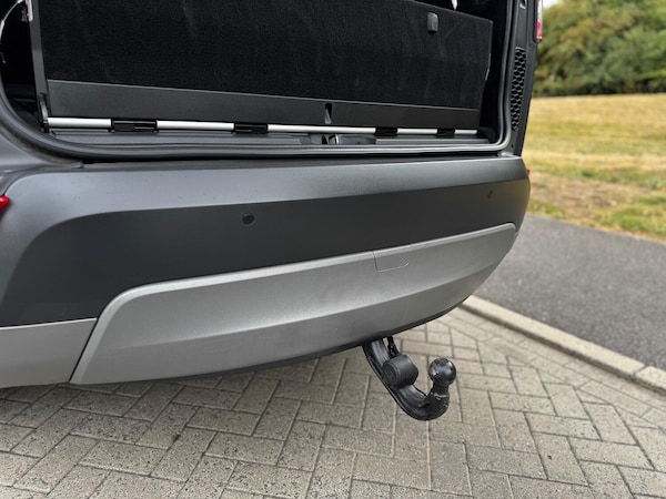 Used Land Rover Discovery 2017 for sale - 75644232: Photo 33