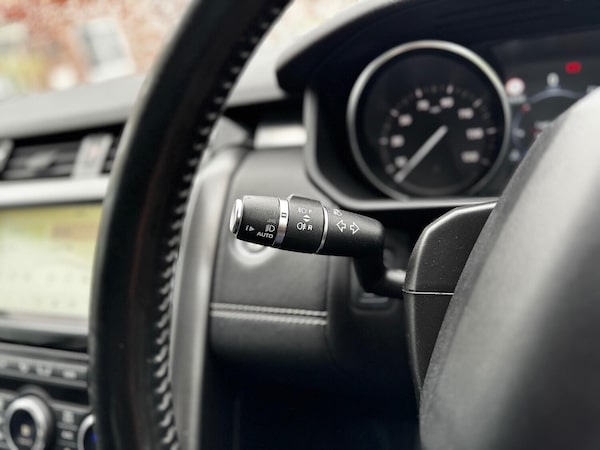 Used Land Rover Discovery 2017 for sale - 75644232: Photo 41