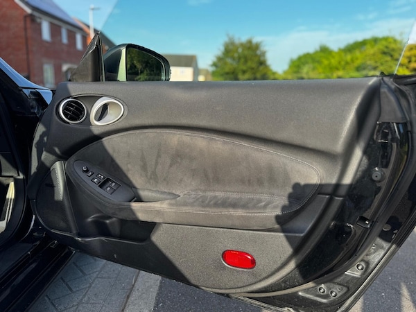 Used Nissan 370 Z 2010 for sale - 74723138: Photo 24