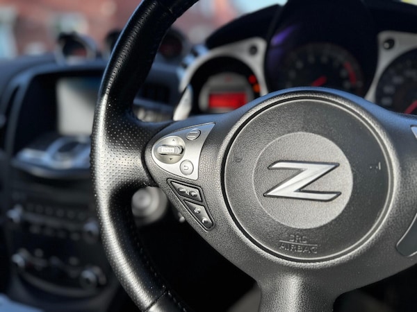 Used Nissan 370 Z 2010 for sale - 74723138: Photo 28