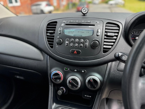 Used Hyundai i10 2012 for sale - 75376536: Photo 14