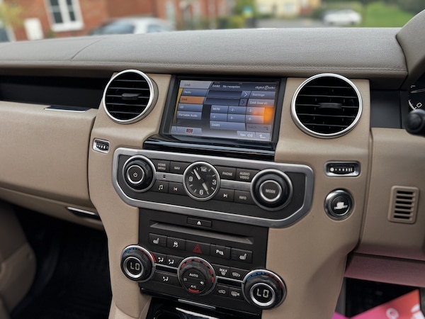 Used Land Rover Discovery 4 2010 for sale - 75836275: Photo 15