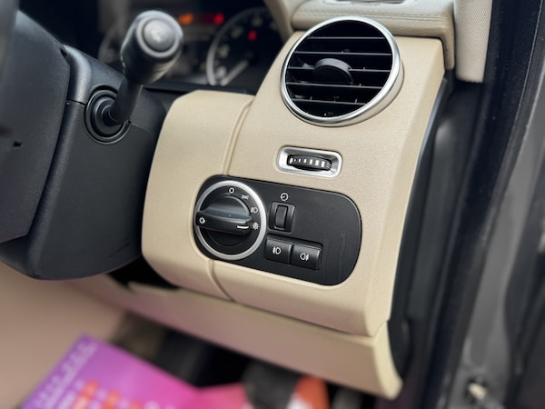 Used Land Rover Discovery 4 2010 for sale - 75836275: Photo 27