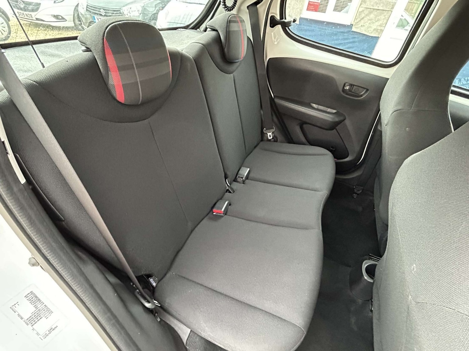 Used Peugeot 108 2014 for sale - 76149257: Photo 11