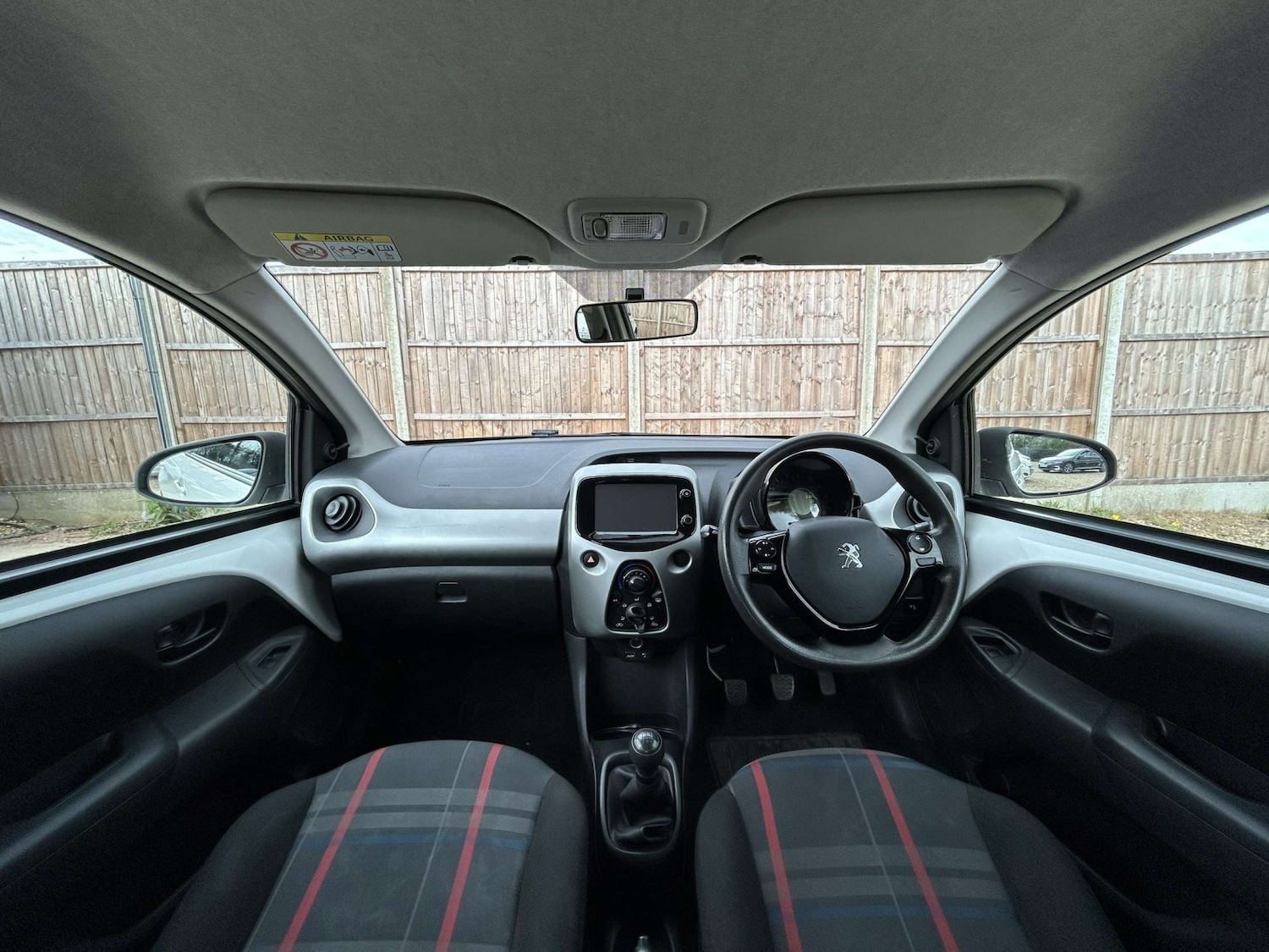 Used Peugeot 108 2014 for sale - 76149257: Photo 13