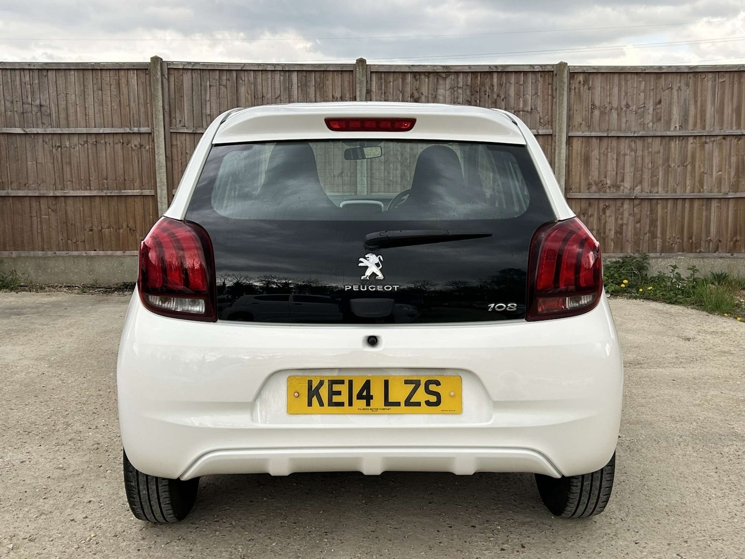 Used Peugeot 108 2014 for sale - 76149257: Photo 4
