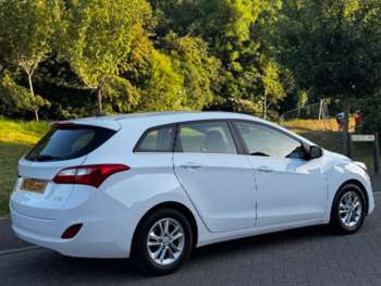 Used Hyundai i30 2015 for sale - 74697402: Photo