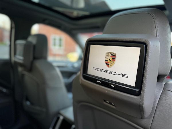 Used Porsche Cayenne 2011 for sale - 75151575: Photo 20