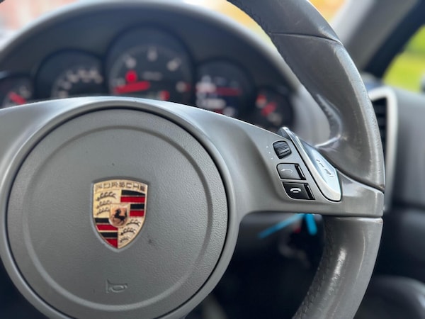 Used Porsche Cayenne 2011 for sale - 75151575: Photo 35
