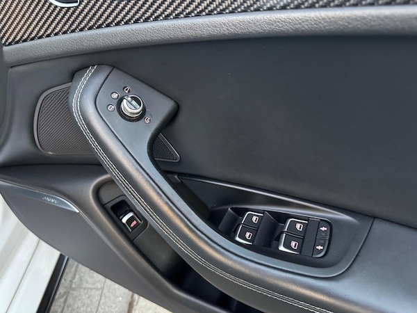 Used Audi RS6 2015 for sale - 75677066: Photo 37