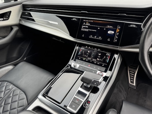 Used Audi SQ7 2021 for sale - 76023934: Photo 15