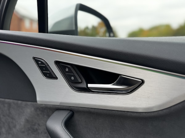 Used Audi SQ7 2021 for sale - 76023934: Photo 40