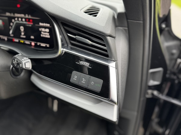Used Audi SQ7 2021 for sale - 76023934: Photo 43