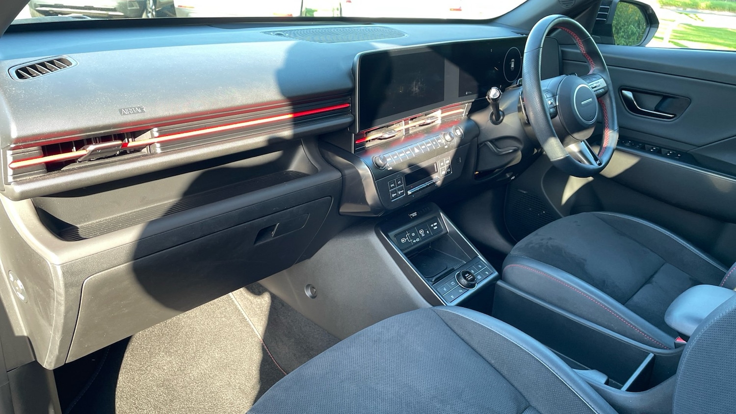 Used Hyundai KONA 2023 for sale - 76676097: Photo 2