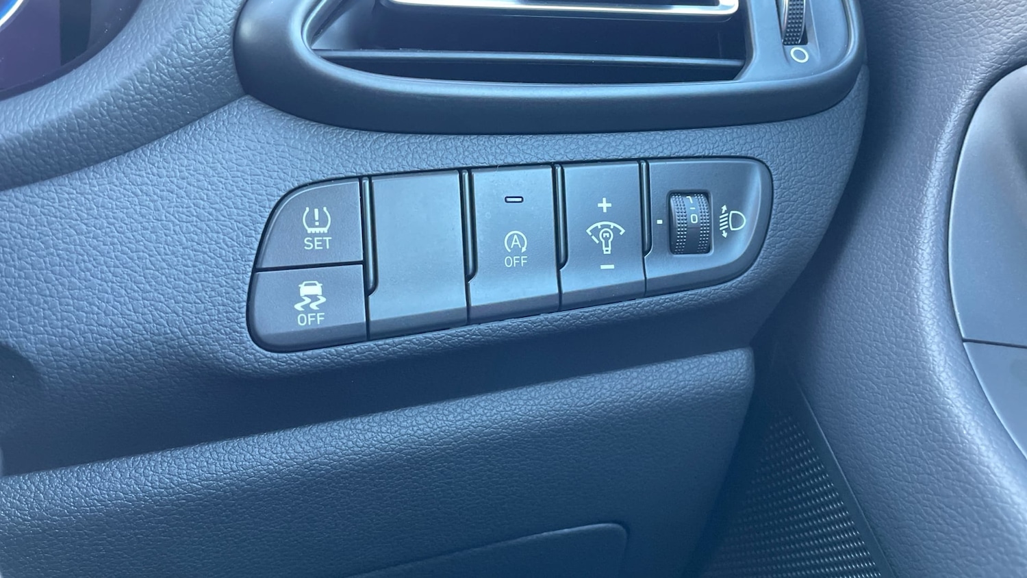 Used Hyundai i30 2025 for sale - 77357457: Photo 23