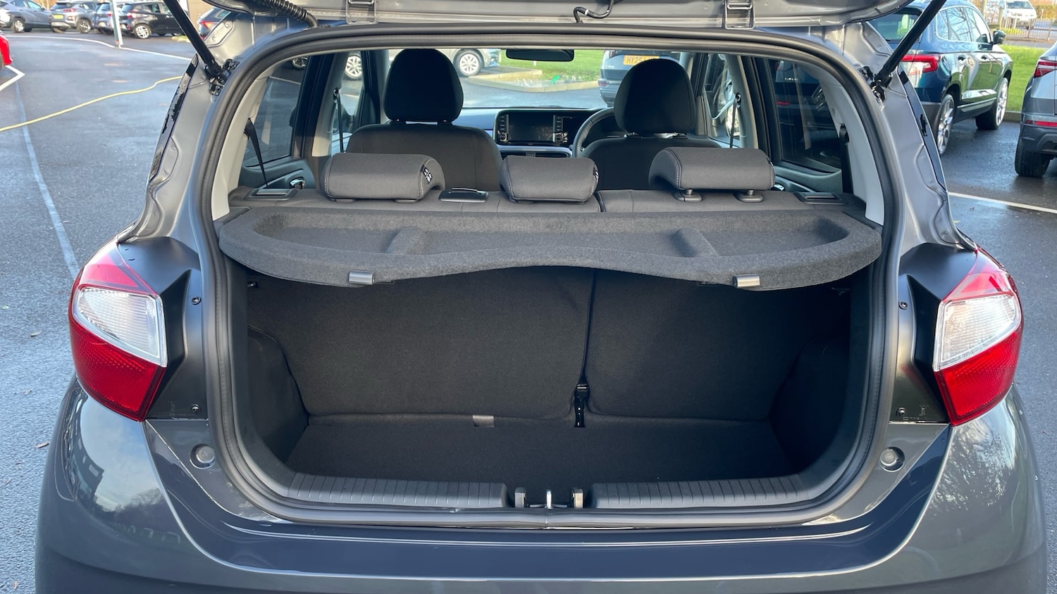 Used Hyundai i10 2025 for sale - 77258774: Photo 11