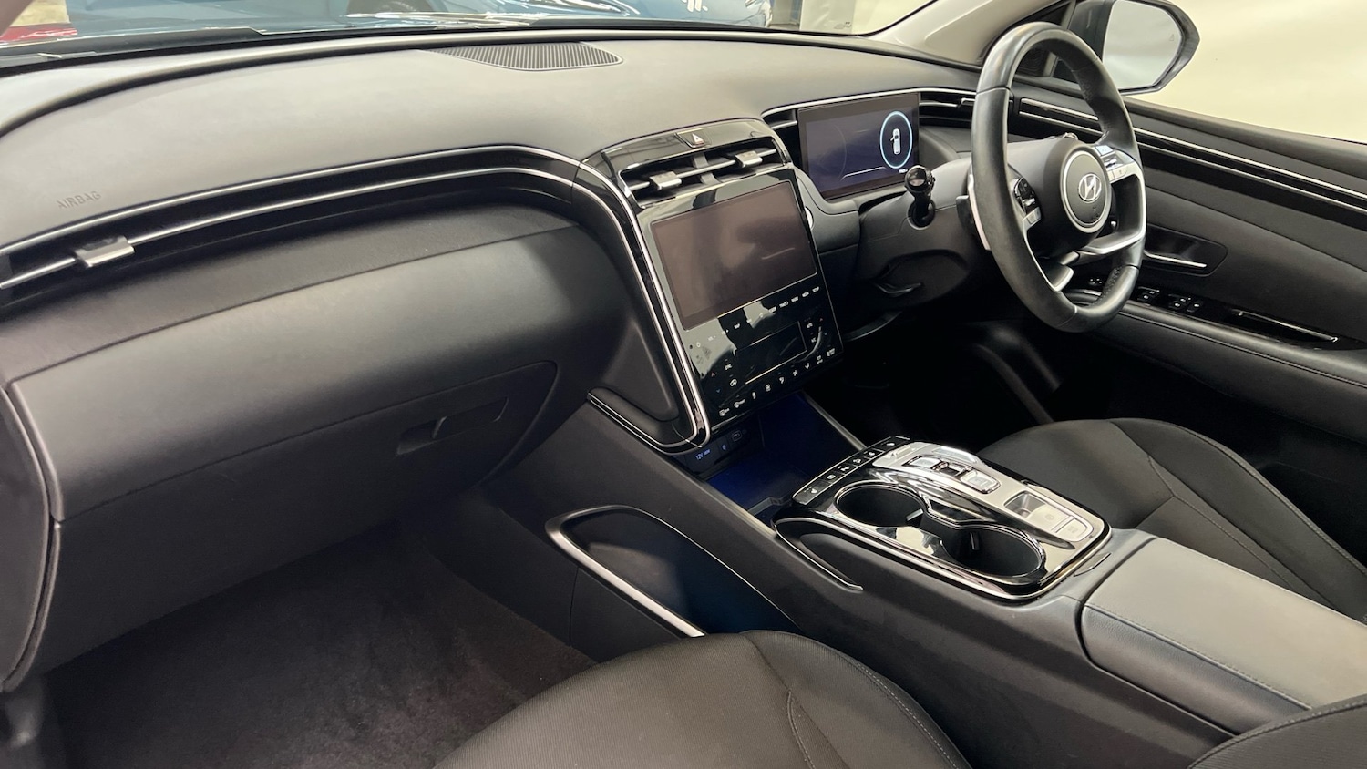 Used Hyundai TUCSON 2022 for sale - 76675374: Photo 2