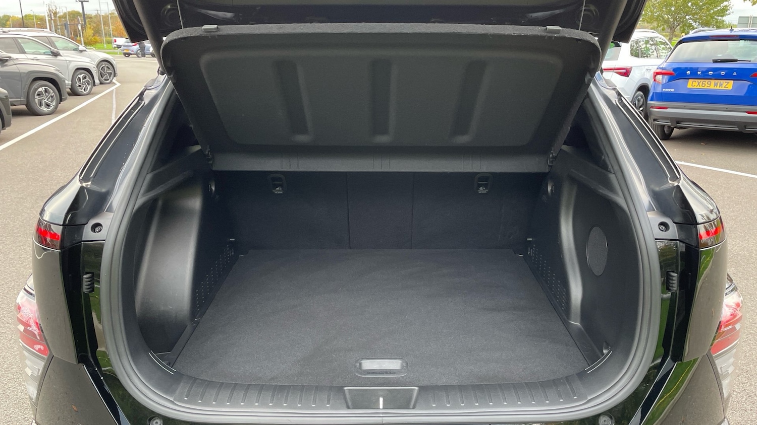 Used Hyundai KONA 2023 for sale - 76676543: Photo 11